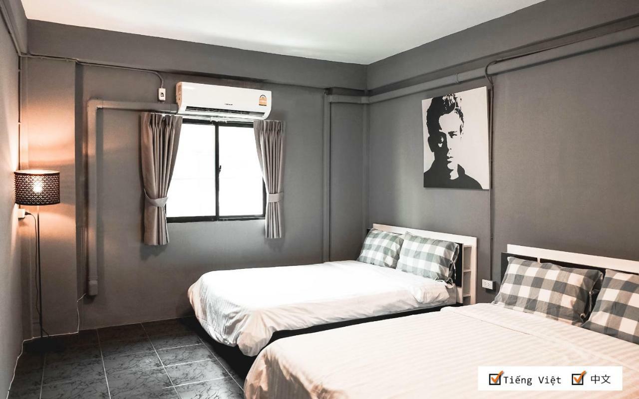 Yeehaa Hotel Bangkok Exteriör bild